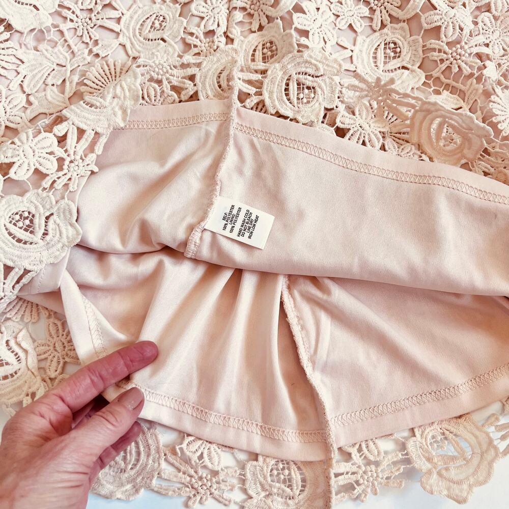 LULU'S LOVE POEM PEACH FLORAL CROCHET LINED LACE HALTER NECK SLEEVLESS DRESS - Picture 7 of 12